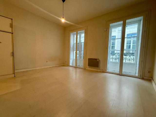 Location Appartement 1 pièce 23m² NANTES 44000
