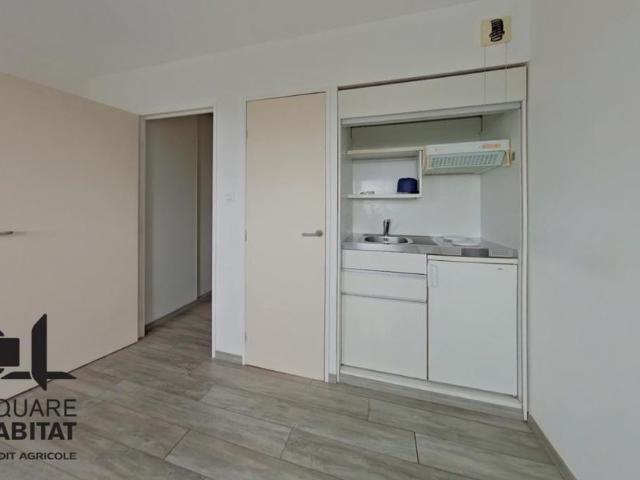 Location Appartement 1 pièce 23m² POITIERS 86000