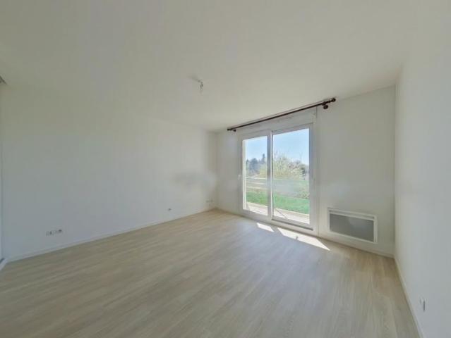 Location Appartement 1 pièce 23m² POITIERS 86000