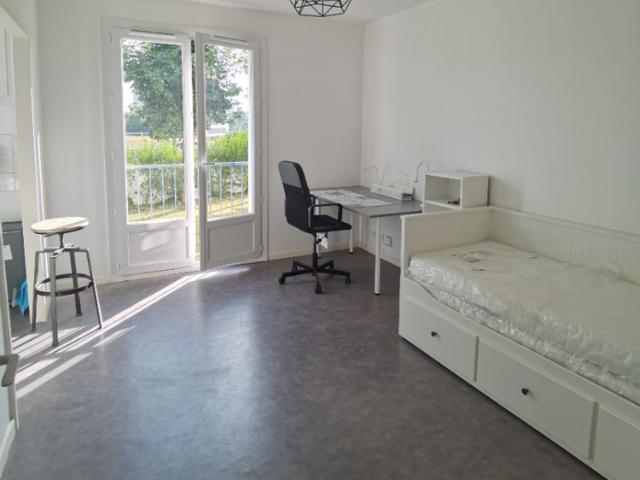 Location Appartement 1 pièce 23m² RENNES 35700