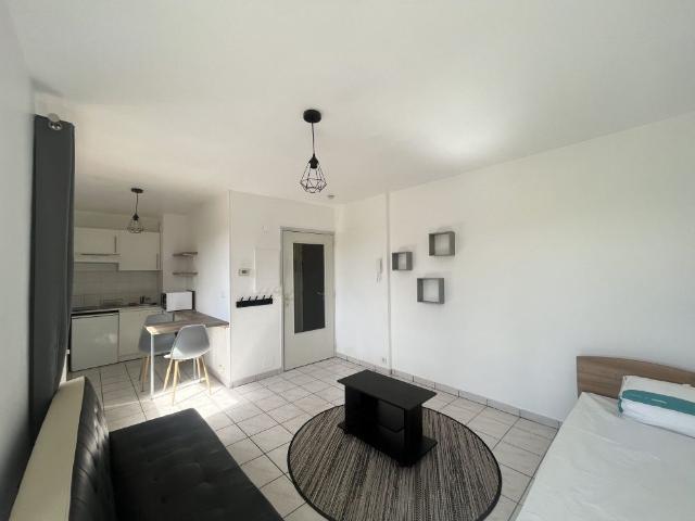 Location Appartement 1 pièce 23m² RODEZ 12000