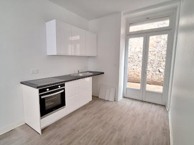 Location Appartement 1 pièce 34 m2 Nontron