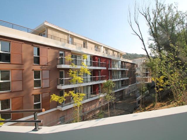 Location Appartement 1 pièce 34 m2 Auribeau sur Siagne