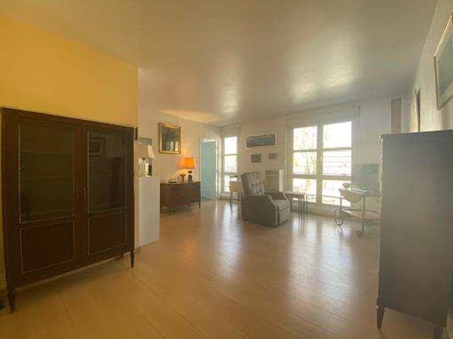 Location Appartement 1 pièce 34 m2 Aix en Provence