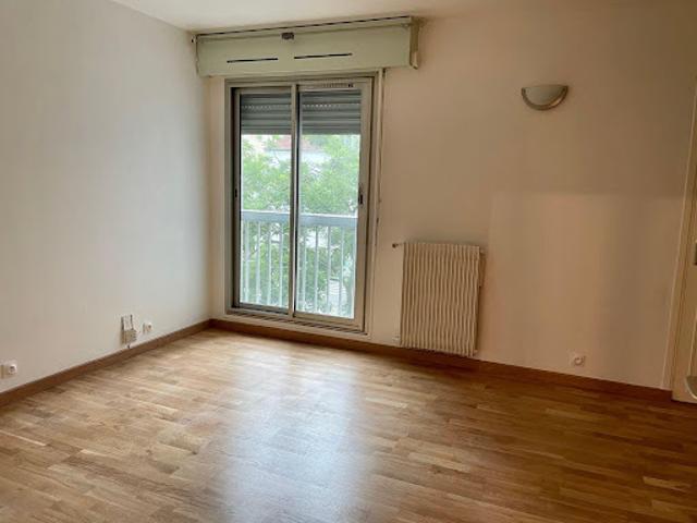 Location Appartement 1 pièce 34 m2 Paris 15ème