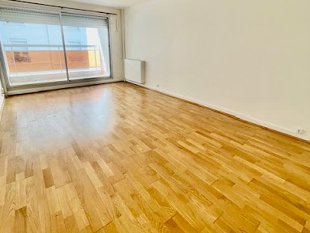 Location Appartement 1 pièce 34 m2 Paris 17ème