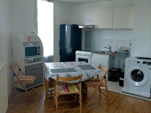 Location Appartement 1 pièce 34 m2 Trappes