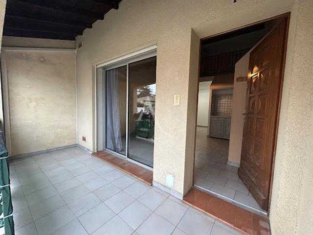 Location Appartement 1 pièce 34.85 m2 Rodilhan