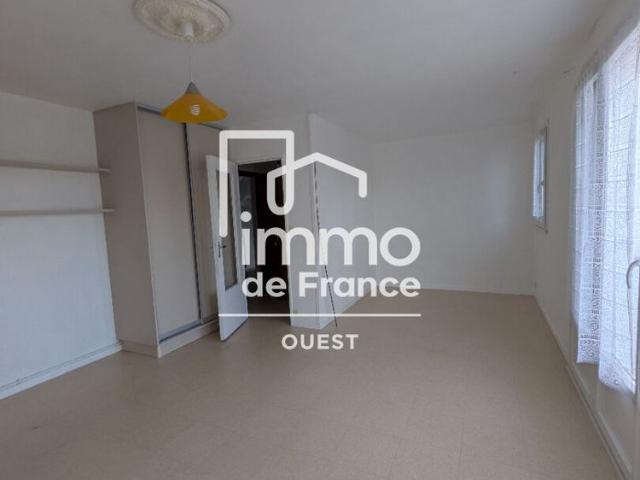 Location Appartement 1 pièce 34m²