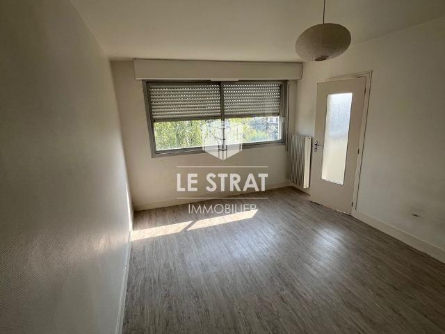 Location Appartement 1 pièce 34m²