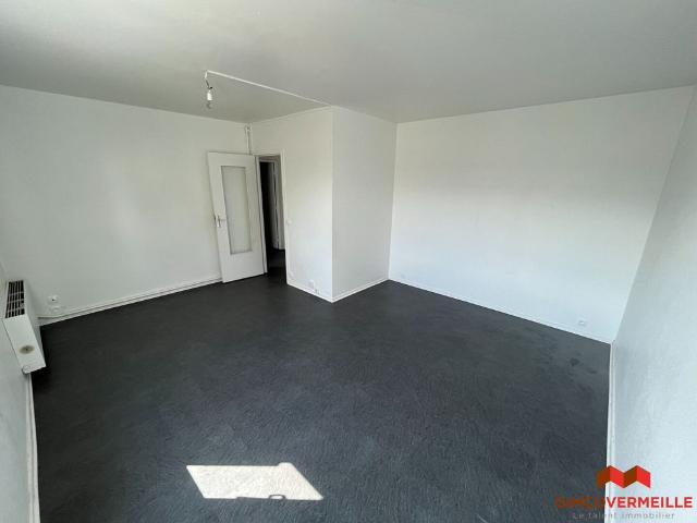 Location Appartement 1 pièce 34m²