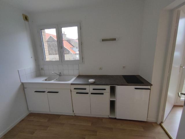 Location Appartement 1 pièce 34m²