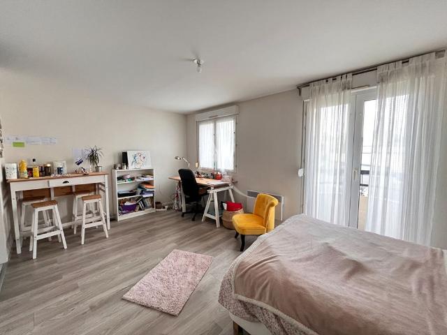 Location Appartement 1 pièce 34m²