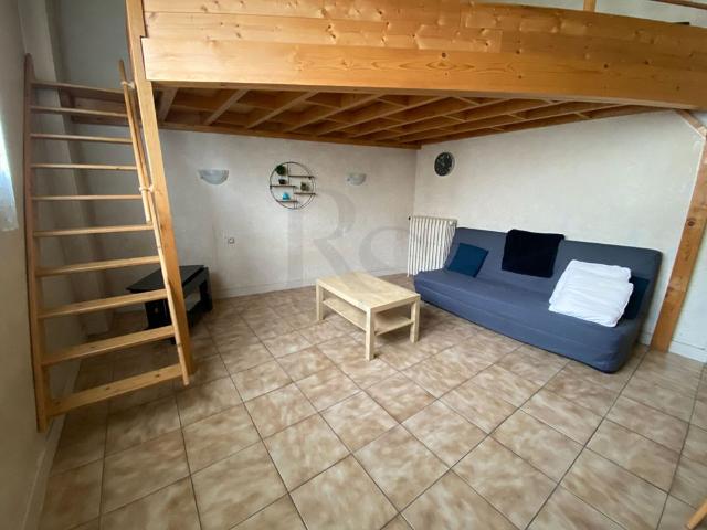 Location Appartement 1 pièce 34m²
