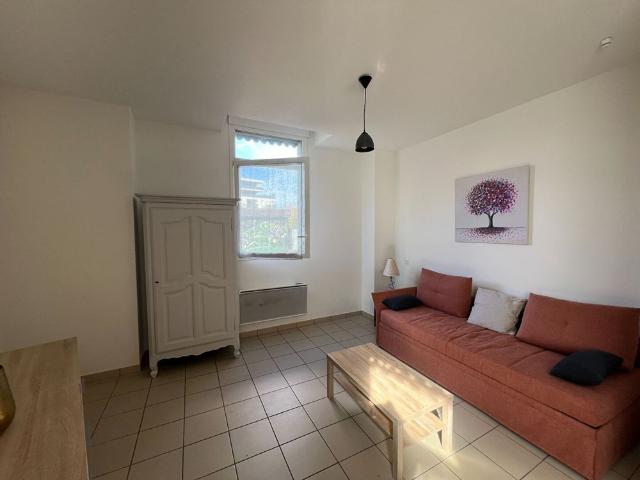 Location Appartement 1 pièce 34m²