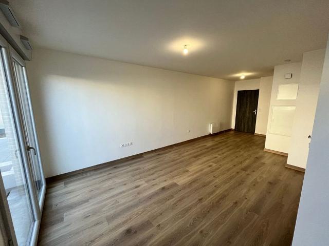 Location Appartement 1 pièce 34m²