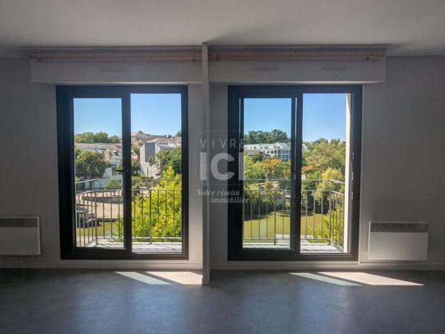 Location Appartement 1 pièce 34m²