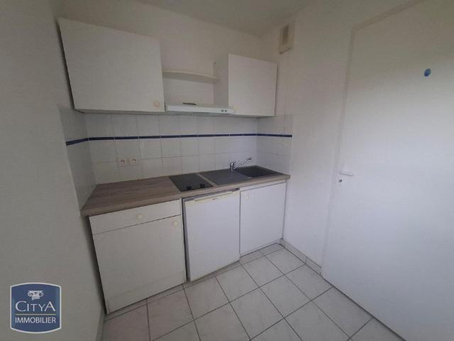 Location Appartement 1 pièce 34m² VILLENEUVE SUR LOT 47300