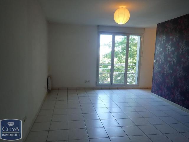 Location Appartement 1 pièce 34m² VILLEFRANCHE SUR SAONE 69400