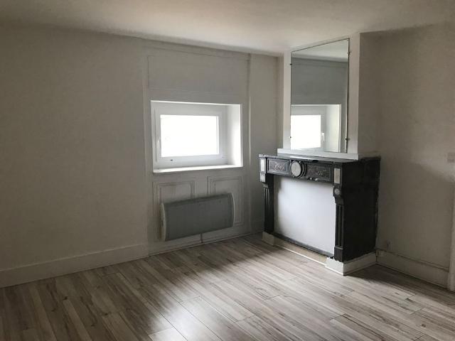 Location Appartement 1 pièce 34m² BESANCON 25000