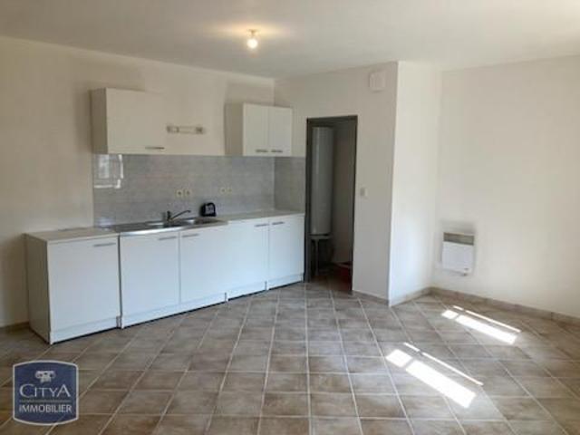 Location Appartement 1 pièce 34m² CLERMONT L HERAULT 34800