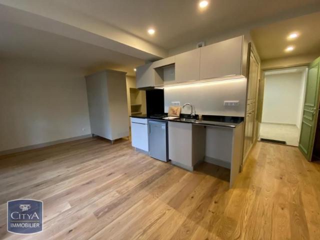 Location Appartement 1 pièce 34m² DIJON 21000