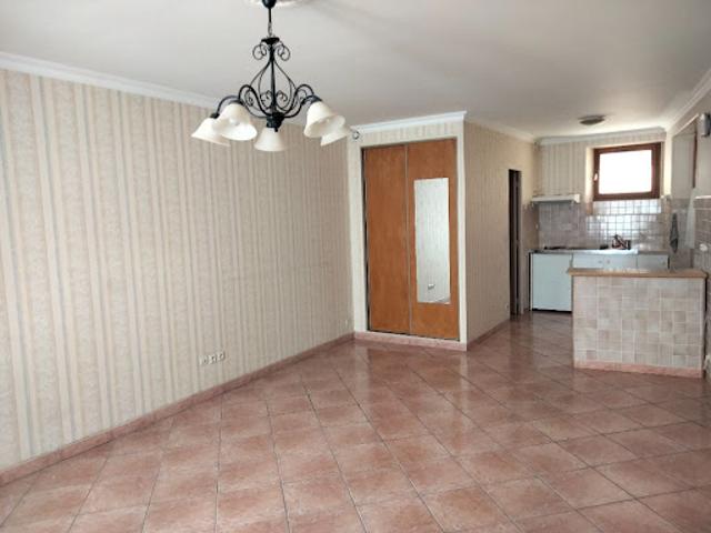 Location Appartement 1 pièce 35 m2 Nemours