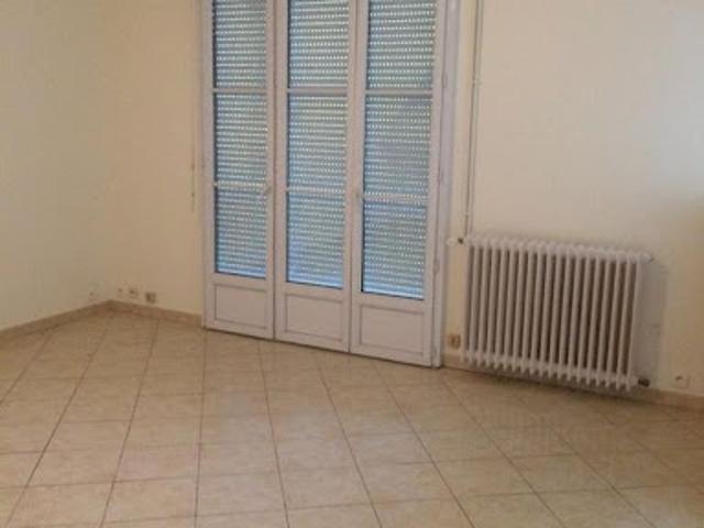 Location Appartement 1 pièce 35 m2 Orleans