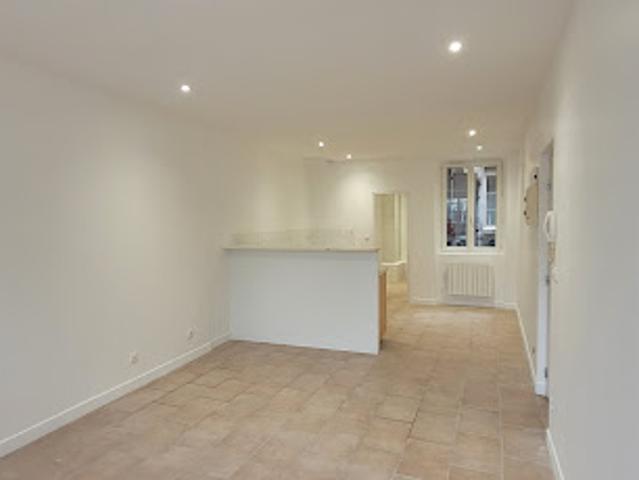 Location Appartement 1 pièce 35 m2 Orleans