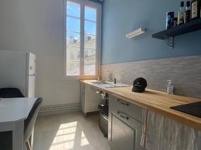 Location Appartement 1 pièce 35 m2 Saumur
