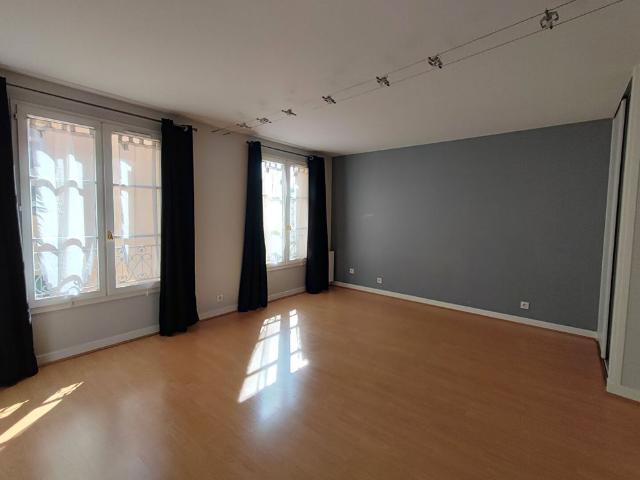 Location appartement 1 pièce, 35.00m², Louveciennes