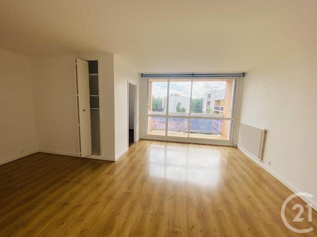 Location Appartement 1 pièce 35.8 m2 Elancourt