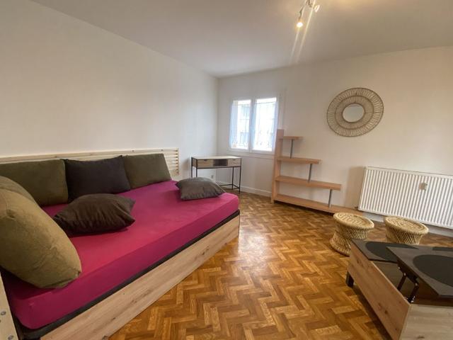 Location Appartement 1 pièce 35m²