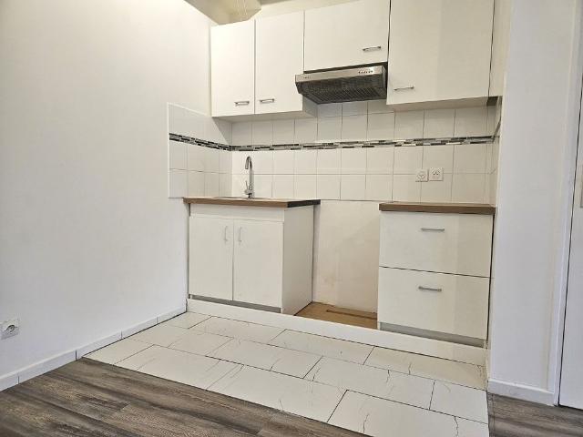 Location Appartement 1 pièce 35m²