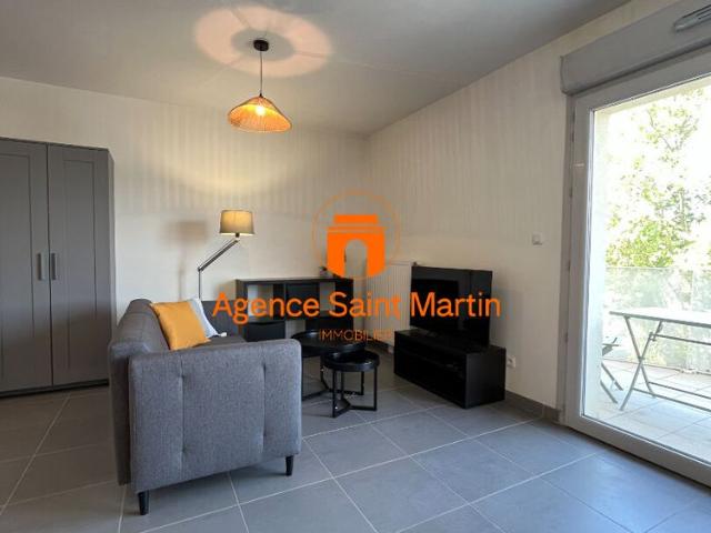 Location Appartement 1 pièce 35m²