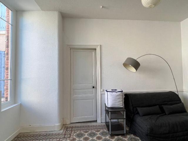 Location Appartement 1 pièce 35m²