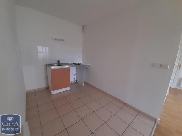 Location Appartement 1 pièce 35m² VEIGNE 37250