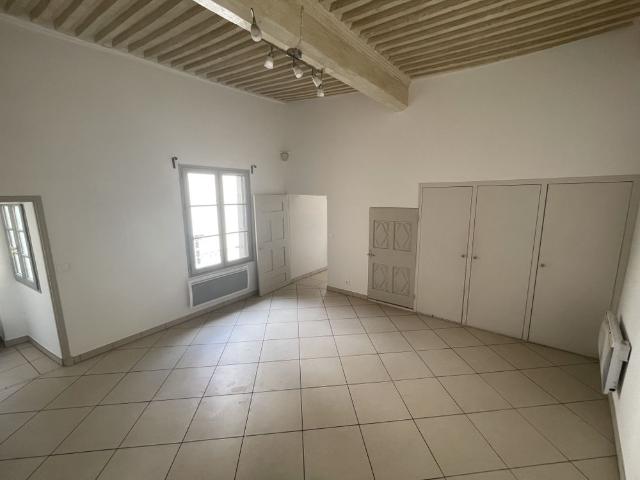 Location Appartement 1 pièce 35m² AIX EN PROVENCE 13100