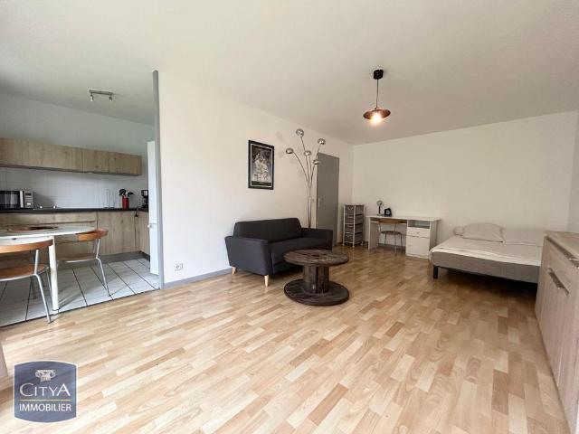 Location Appartement 1 pièce 35m² PAU 64000