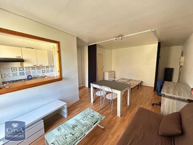 Location Appartement 1 pièce 35m² POITIERS 86000