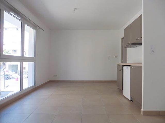 Location Appartement 1 pièce 36 m2 Nimes