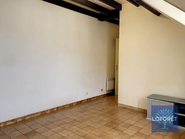 Location Appartement 1 pièce 36 m2 Arpajon