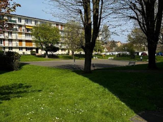 Location Appartement 1 pièce 36 m2 Epinay sur Seine