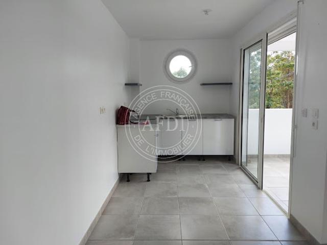 Location Appartement 1 pièce 36 m2 Fort de france