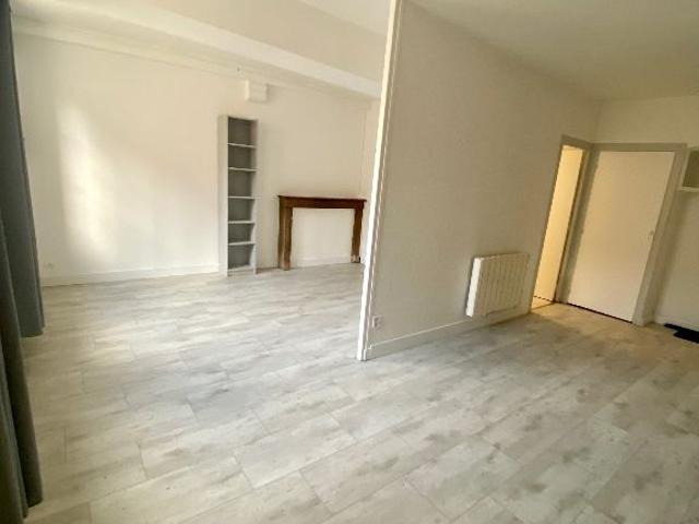 Location Appartement 1 pièce 36m²