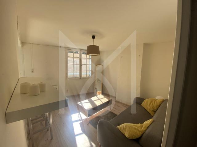 Location Appartement 1 pièce 36m² AIX EN PROVENCE 13100