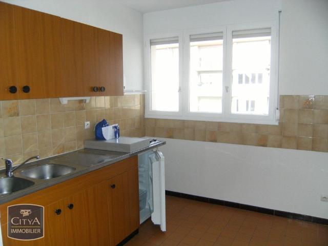Location Appartement 1 pièce 36m² ANGERS 49000