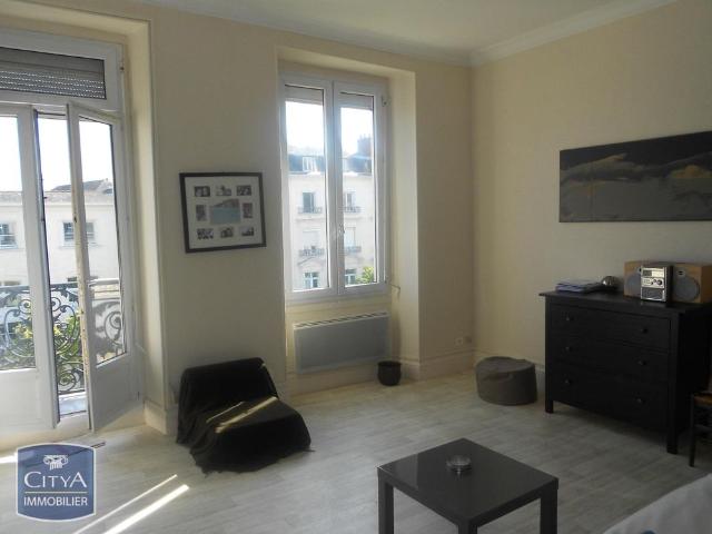 Location Appartement 1 pièce 36m² ANGERS 49100