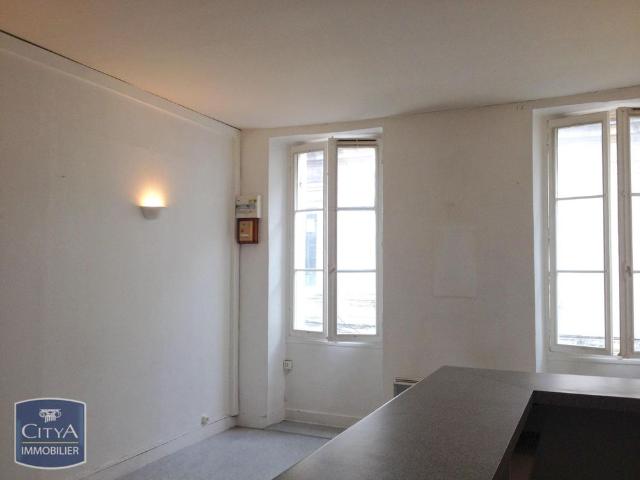 Location Appartement 1 pièce 36m² BORDEAUX 33800