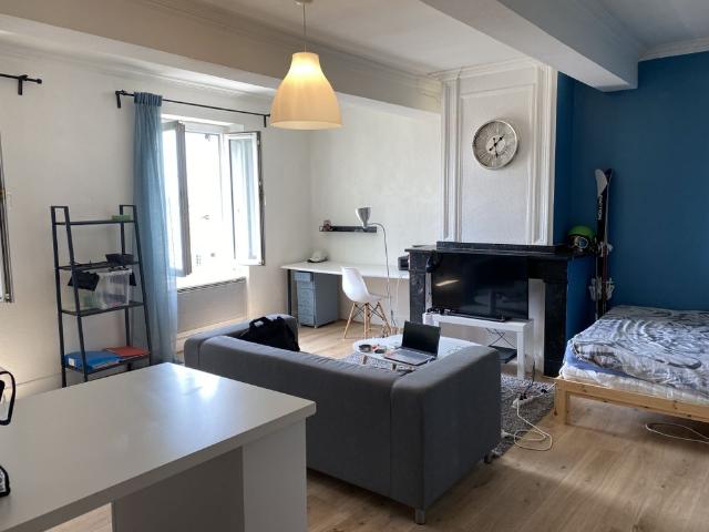 Location Appartement 1 pièce 36m² CASTELNAUDARY 11400